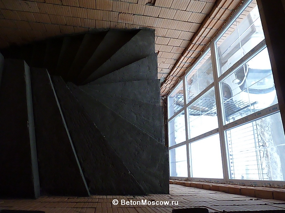 Лестница бетонная в городе Балашиха. Фото 4