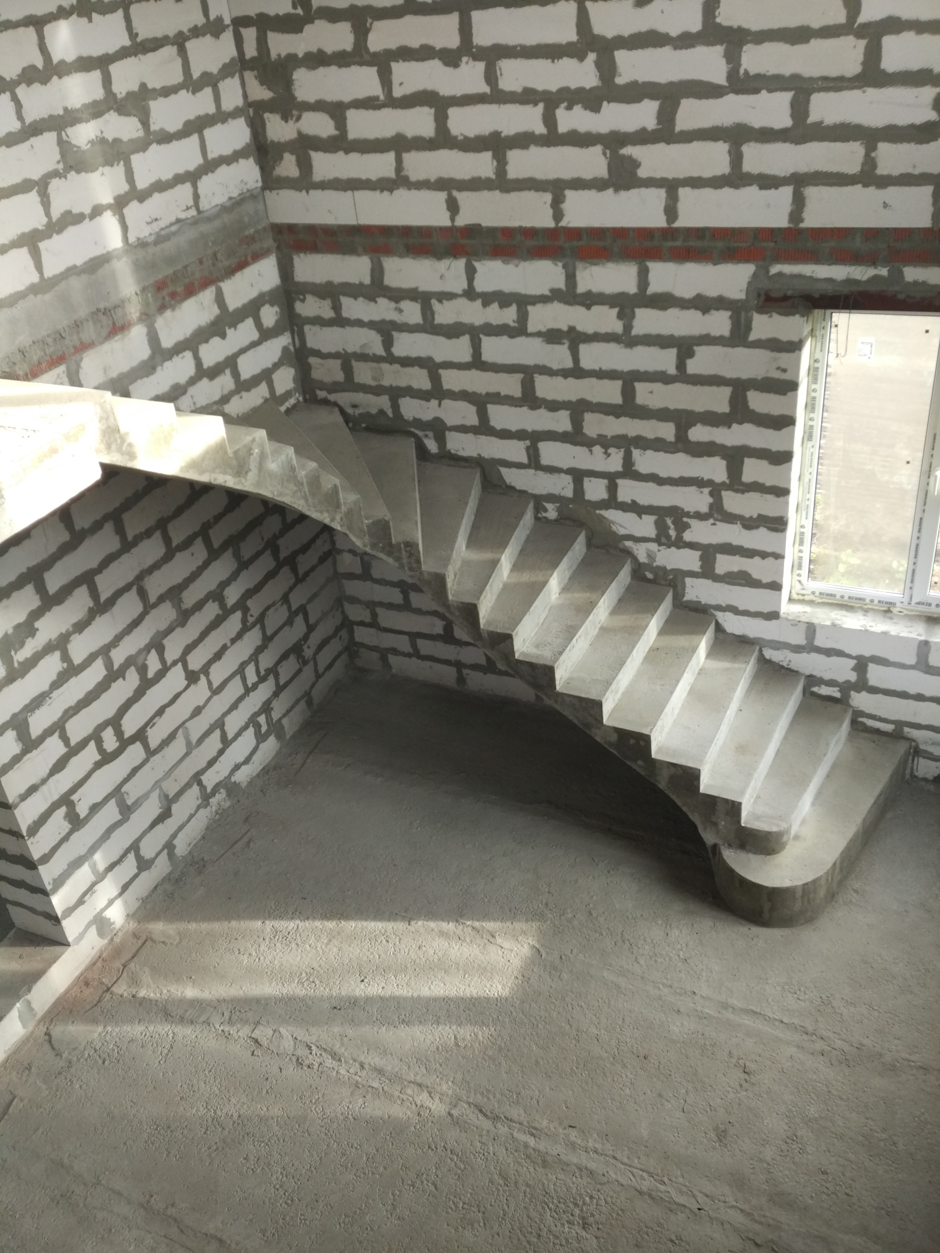 Бетонная монолитная лестница (Раменское). Фото 6