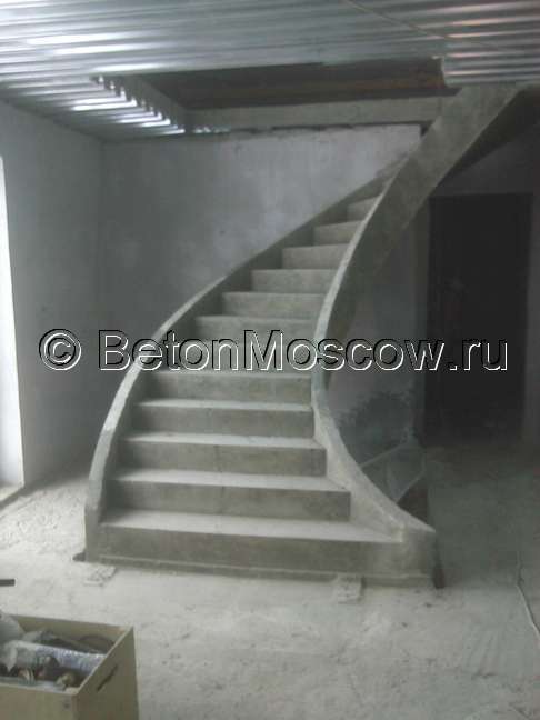 Бетонная монолитная лестница (Апрелевка). Фото 12