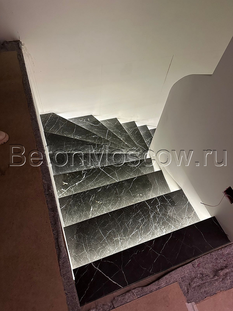 Монолитная лестница (Апрелевка). Фото 2