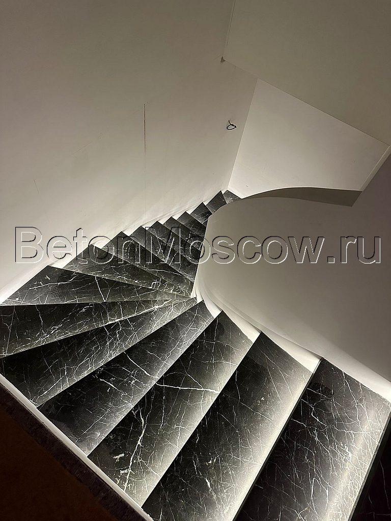 Монолитная лестница (Апрелевка). Фото 3