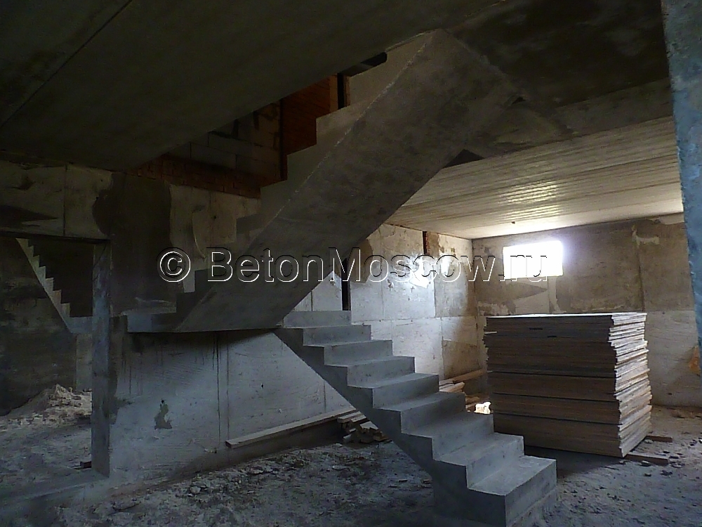 Лестница в городе Черноголовка (МО). Фото 1