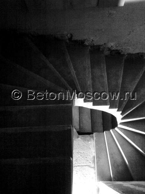 Бетонная лестница (Голицино). Фото 1