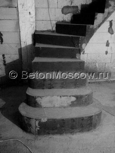 Бетонная лестница (Голицино). Фото 5