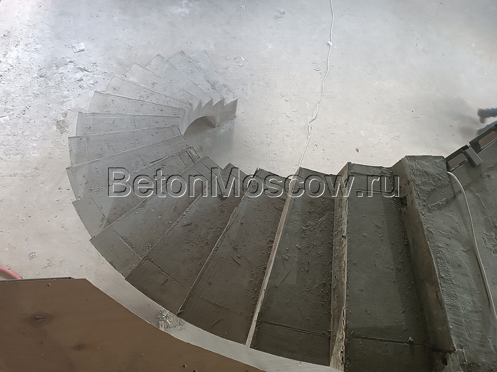 Монолитная лестница (Картмазово). Фото 8