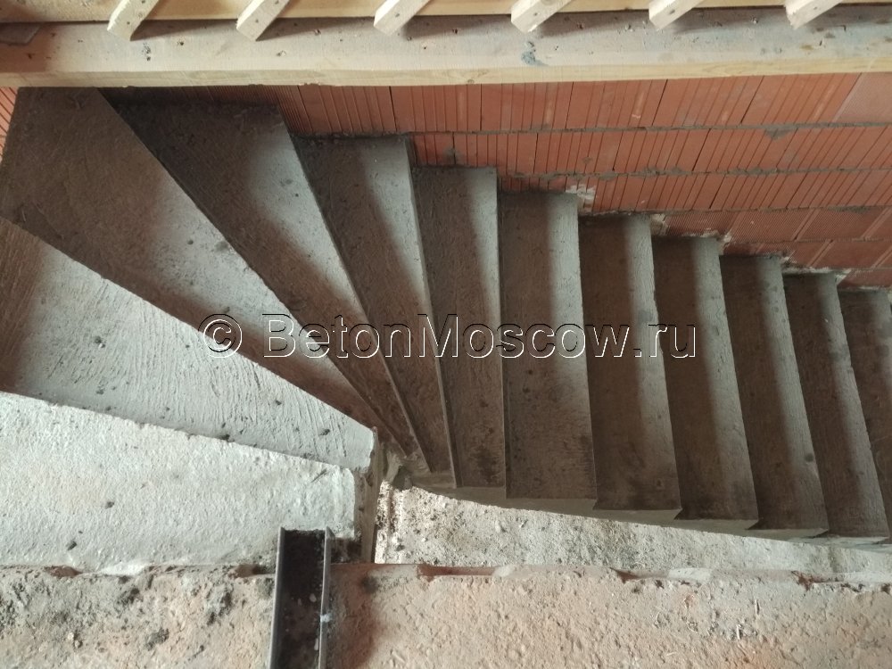 Бетонная монолитная лестница (КП Кембридж). Фото 14