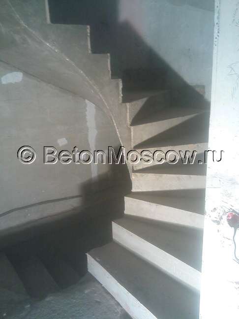 Бетонная лестница (Лобня). Фото 1