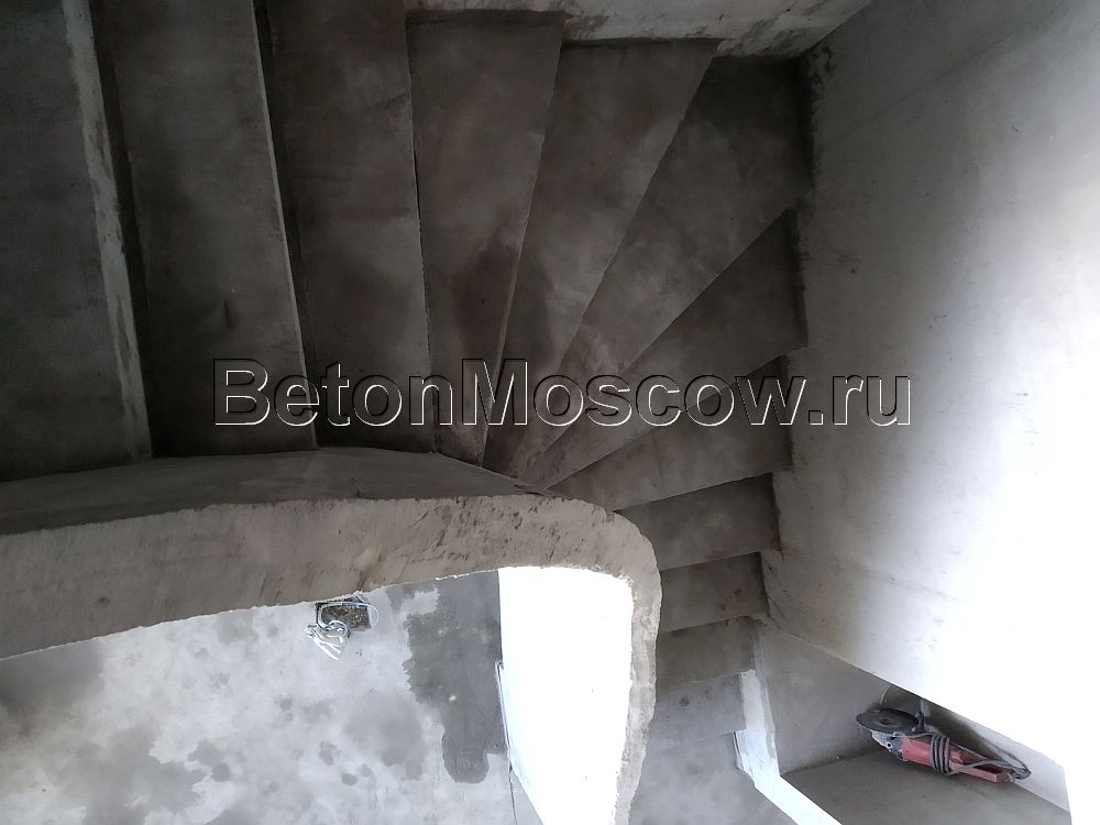 Бетонная лестница забежная (м. Ясенево). Фото 7