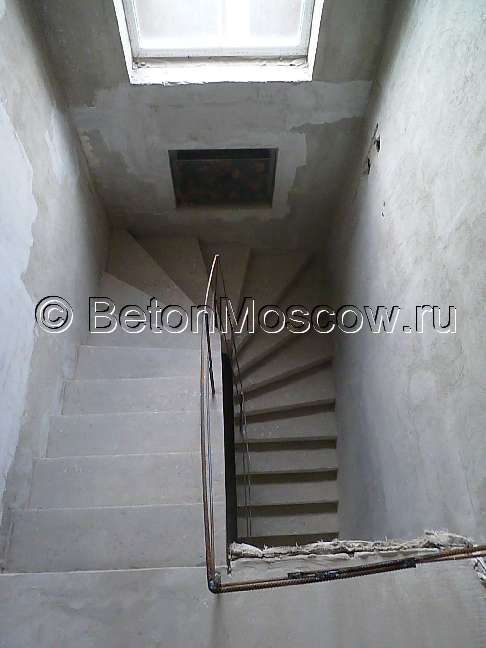 Бетонная лестница (Железнодорожный). Фото 3