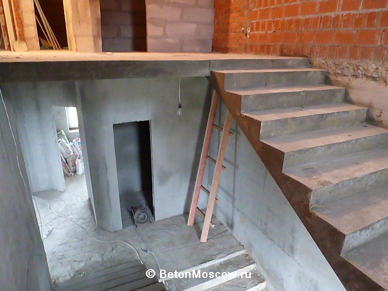 Лестница из бетона в посёлке Фирсановка лайф (2). Фото 9