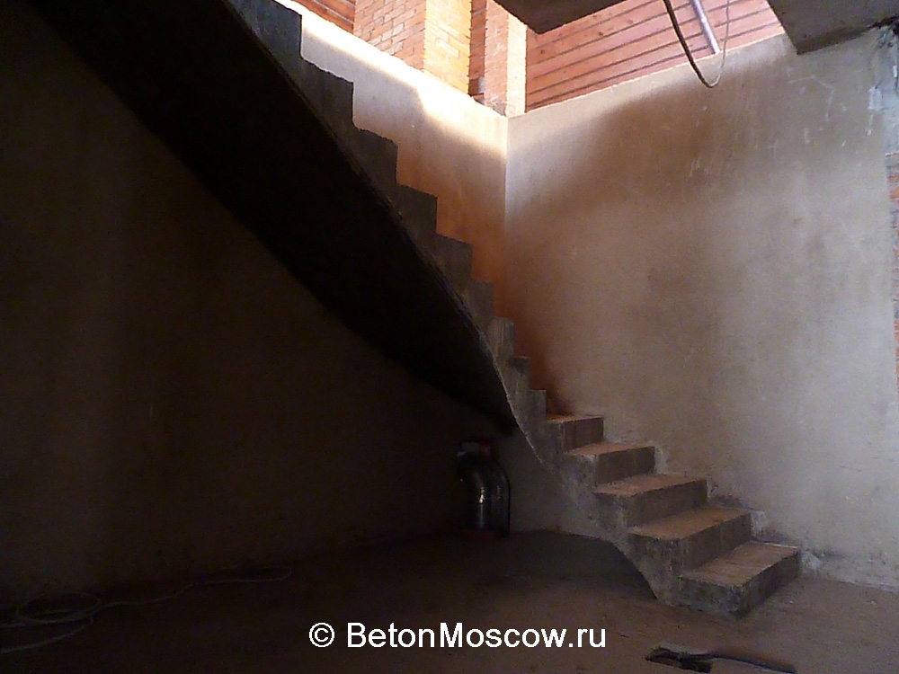 Лестница в посёлке Пестово. Фото 4