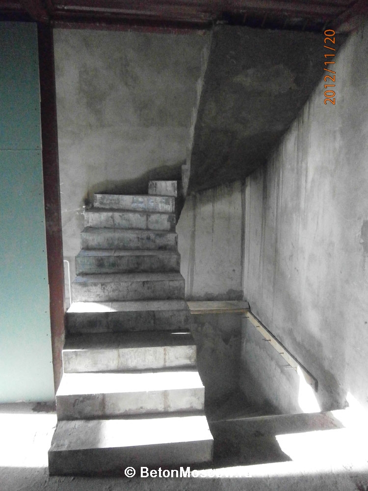 Лестница в посёлке Соколиная гора. Фото 3