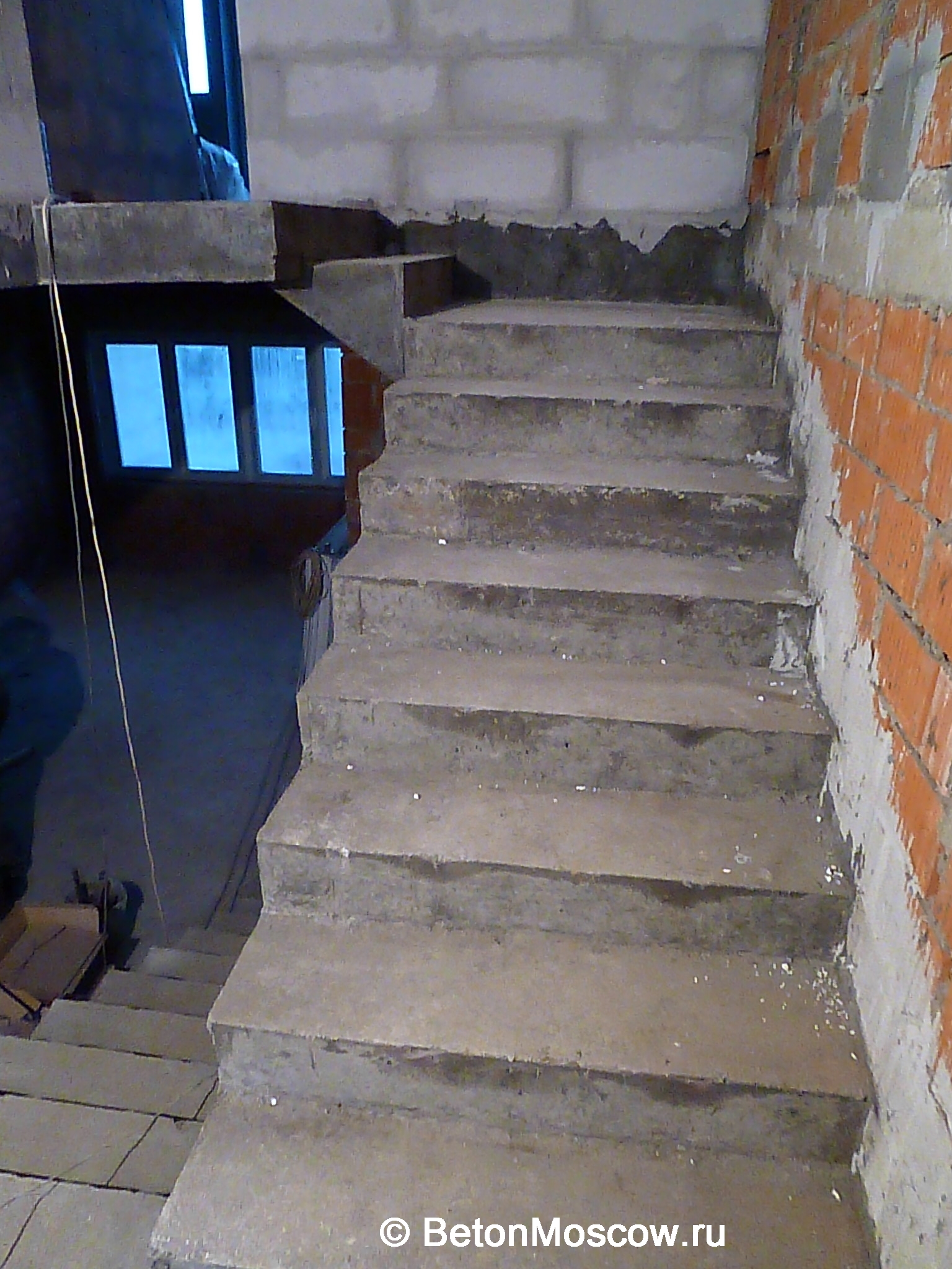 Монолитная бетонная лестница в городе Зеленограде. Фото 8