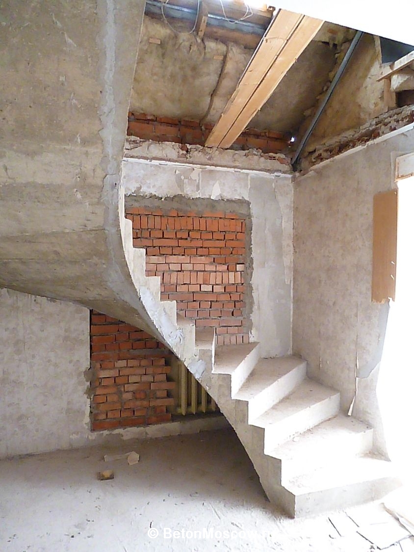 Монолитная бетонная лестница в СНТ Творчество. Фото 5