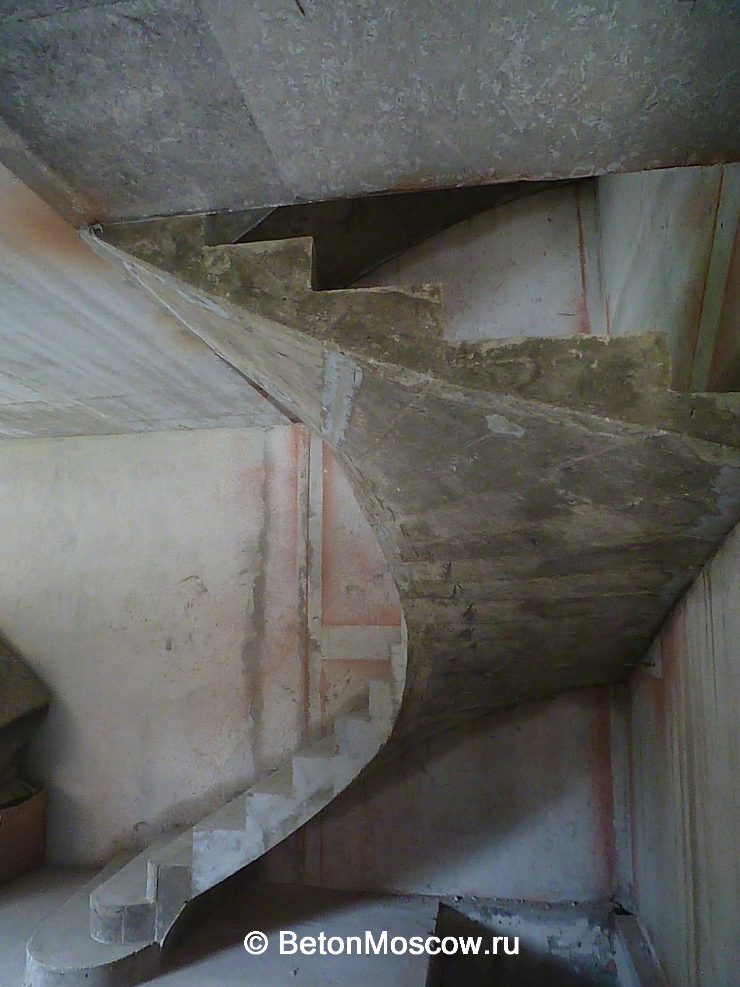 Лестница из бетона в посёлке ЖК Жемчужина Коренево. Фото 11