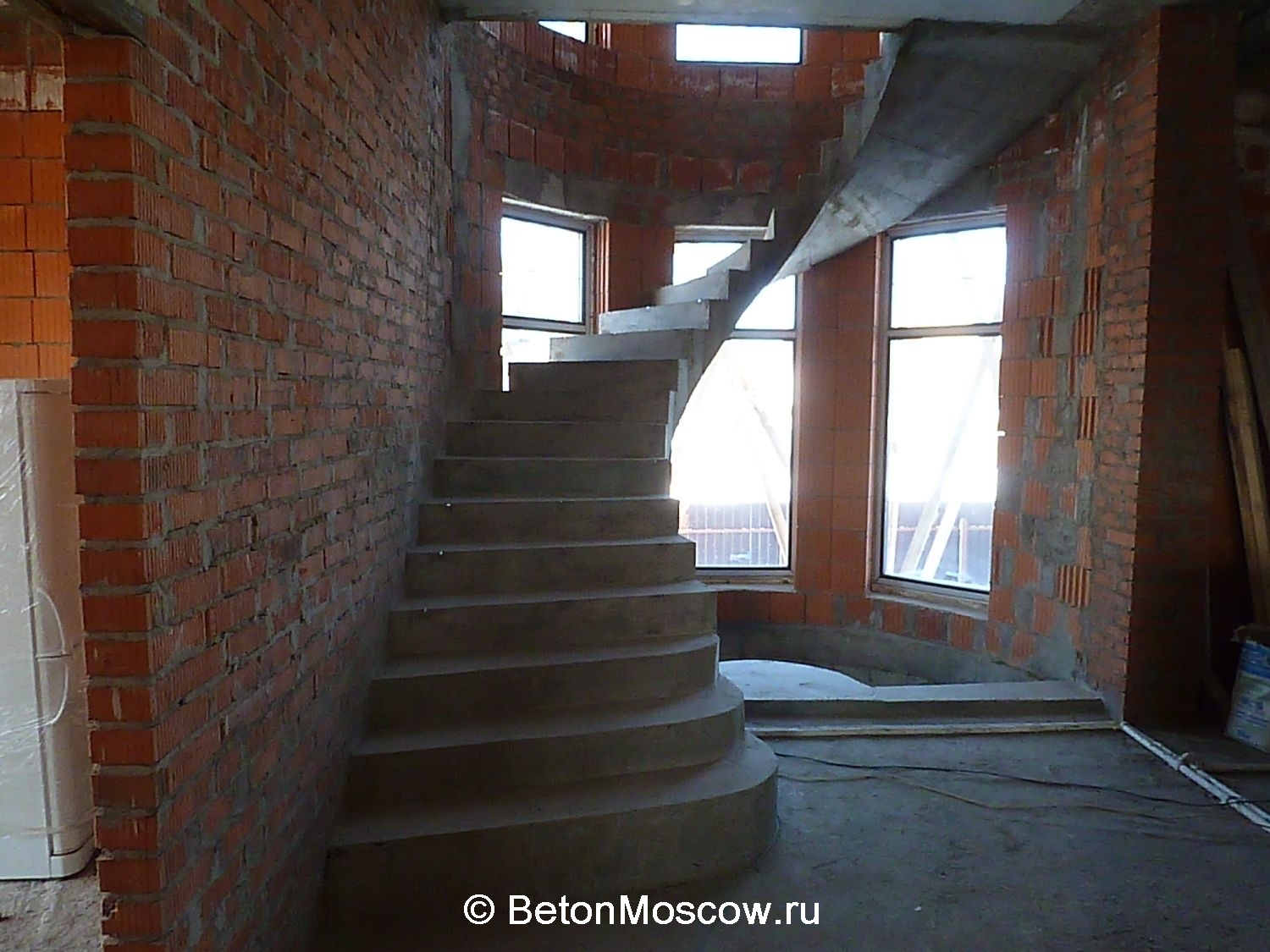 Лестница из бетона в городе Звенигород. Фото 12