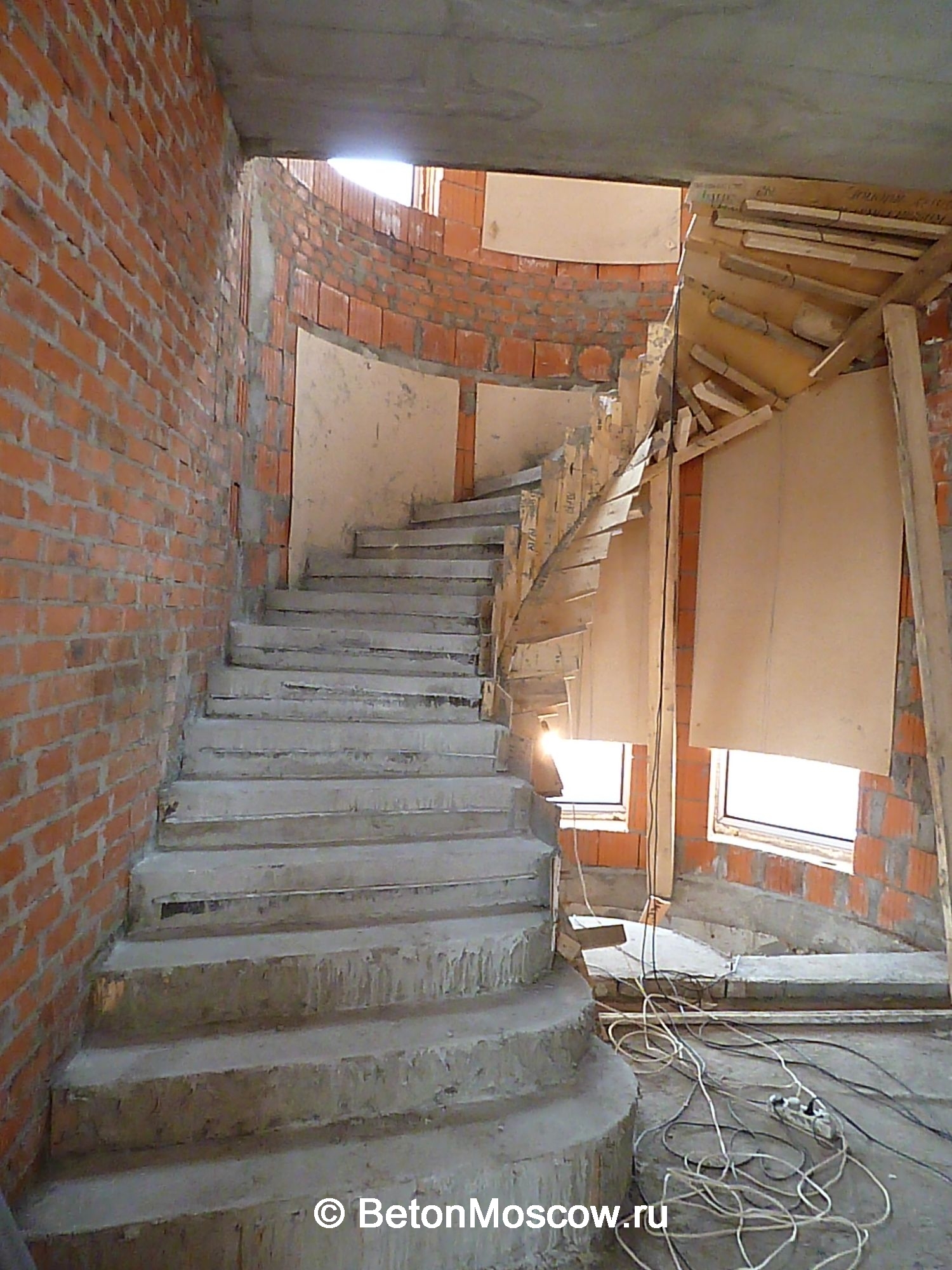 Лестница из бетона в городе Звенигород. Фото 3