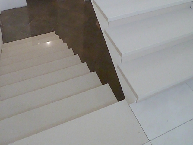 Облицовка бетонной лестницы. Фото 3