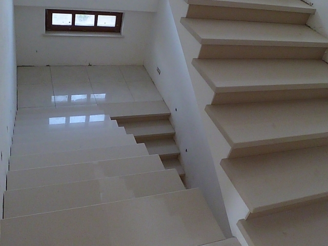 Облицовка бетонной лестницы. Фото 6