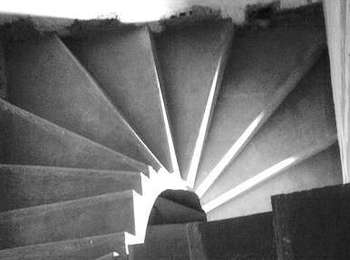 Бетонная лестница в Голицино