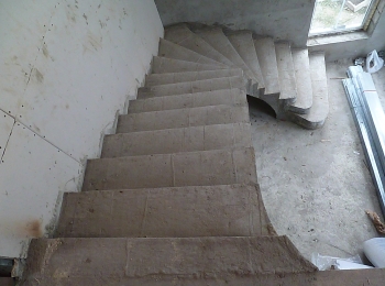 Монолитная лестница в городе Лыткарино