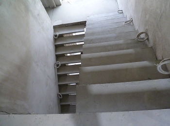 Лестница в посёлке Миллениум Парк